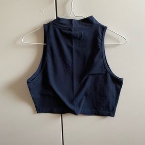 Abercrombie & Fitch - crop top - NEW - large